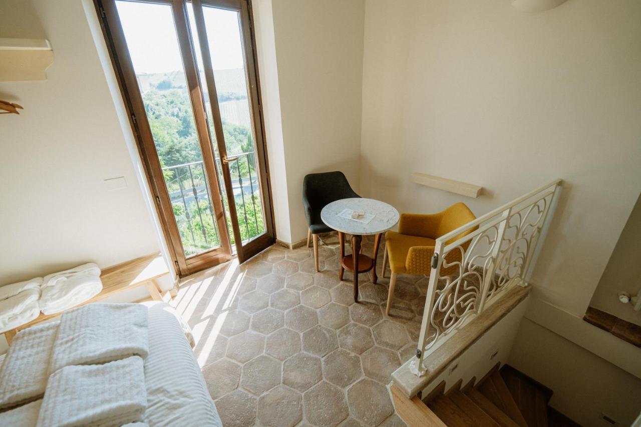 La Casa Delle Api Bed and Breakfast Offida Eksteriør billede