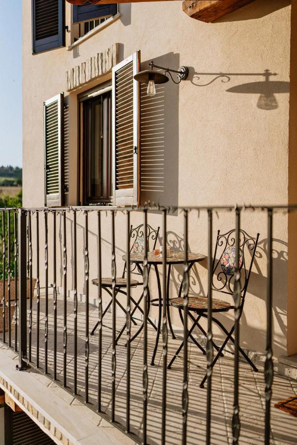 La Casa Delle Api Bed and Breakfast Offida Eksteriør billede